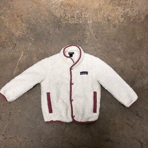 Patagonia fleece size 2t